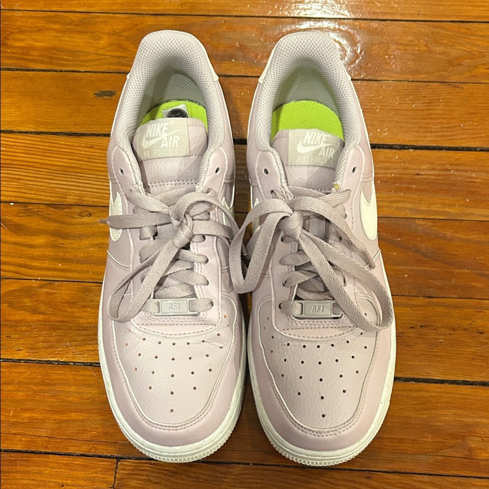 Nike Air Force 1 Light Purple Sneakers